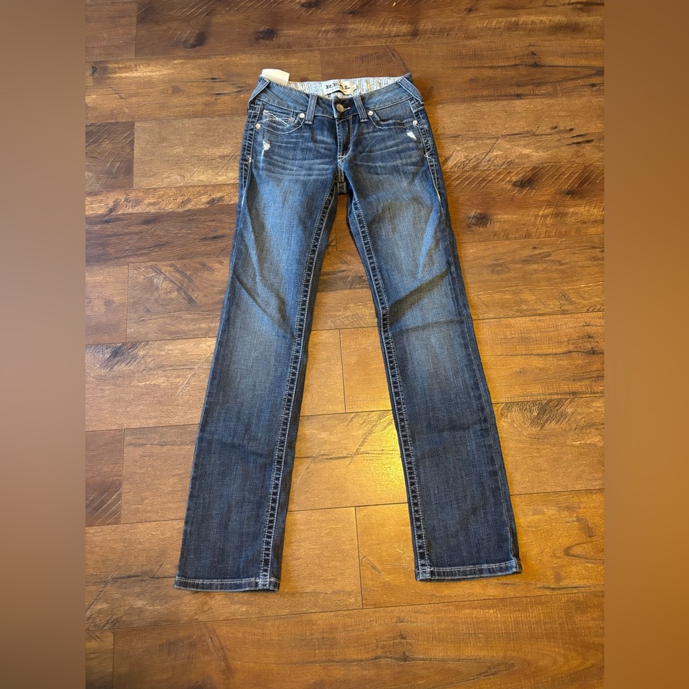 NWT Ariat Mid Rise Straight Arrow Fit blue denim jeans, Size 25R